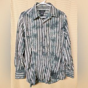 J. Ferrari NWOT long sleeve button up men's fashion shirt size large (16-16 1/2)